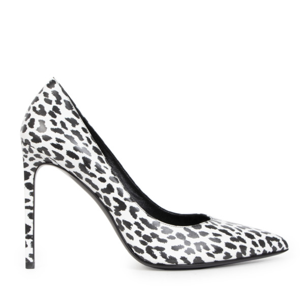 Saint Laurent Black And White Leopard Print Pumps Size 40 Labellov Buy and Sell Authentic Luxury