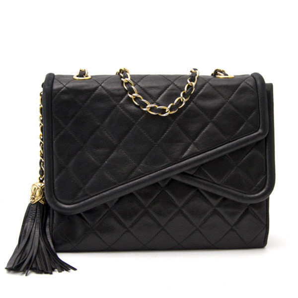 Chanel Vintage Crossbody Bag Labellov Buy and Sell Authentic Luxury