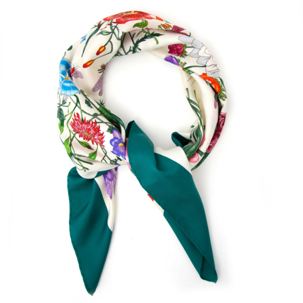 Gucci Green Flora Silk Scarf Labellov Buy and Sell Authentic Luxury