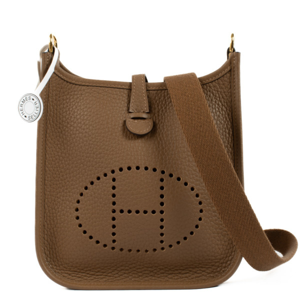 エルメス　アヴァロン　2020年購入 Hermès Evelyne 16 Alezan Clemence GHW ○ Labellov ○ Buy and Sell