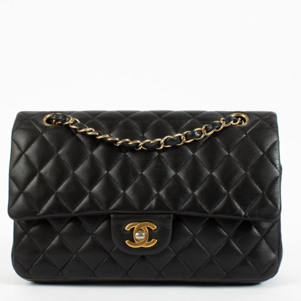 CHANELリボンブラック1ロール100m Chanel Black Medium Classic 11.12 Bag ○ Labellov ○ Buy and