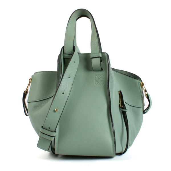 LOEWE**HAMMOCK ハンドバッグ**Olive**24 x 20 x 14 cm Loewe Seafoam Green Hammock Small Bag ○ Labellov ○ Buy and