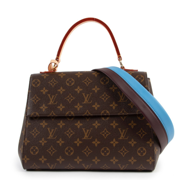 Louis Vuitton Cluny MM Monogram Handbag ○ Labellov ○ Buy and