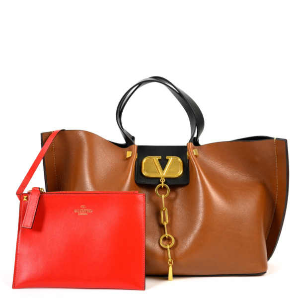 Valentino escape bag outlet
