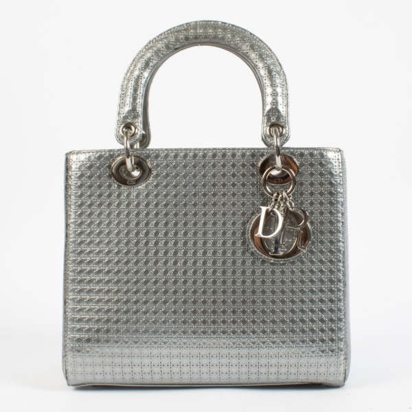 Christian Dior シルバー Christian Dior Silver Metallic Micro Cannage Medium Lady Dior