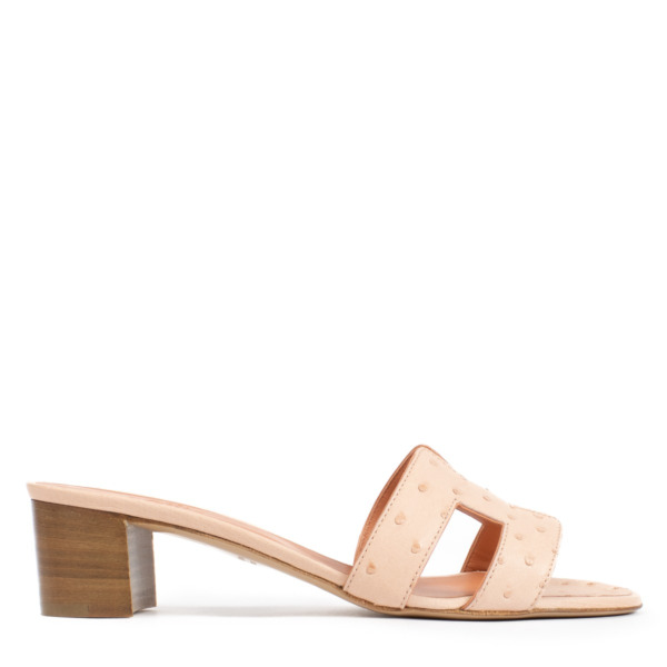 Hermès Rose Rubinga Ostrich Oasis Sandals - size 38