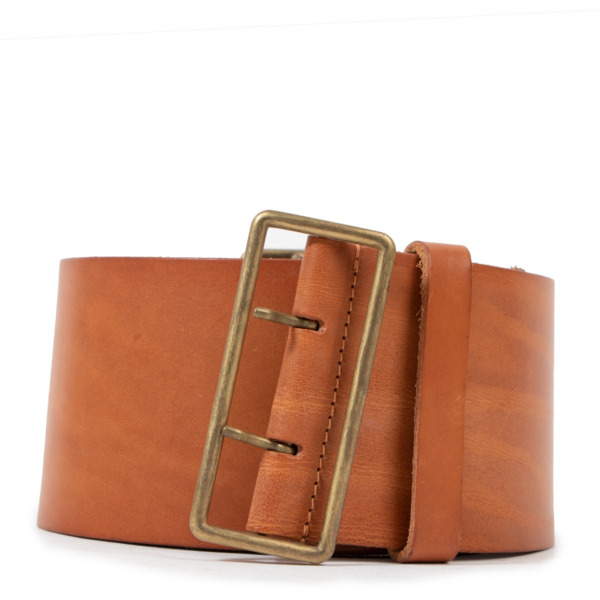 ll04579_miumiu_gold_leather_be