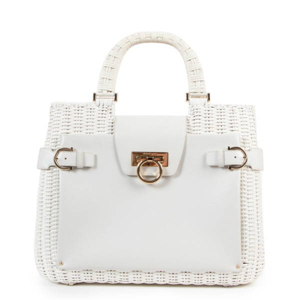 ll04946_salvatore_ferragamo_wh