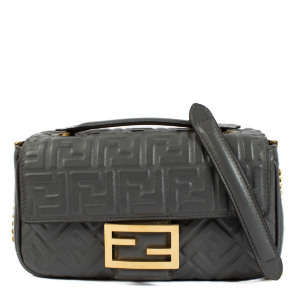 バッグ fendi