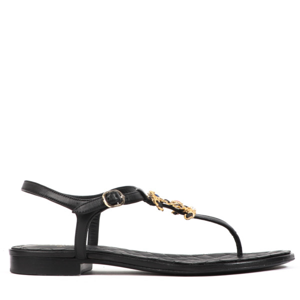 ll07788_chanel_black_leather_s