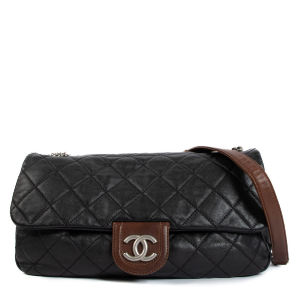 CHANEL ブラックレザー ミュール 36½ CHANEL ブラックレザー ミュール 36½