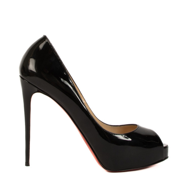 classic black louboutin heels