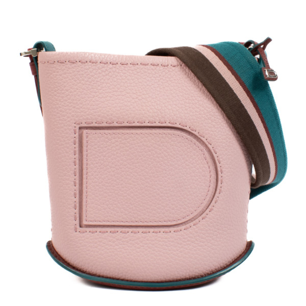 人気【DELVAUX】Pin Mini Bucket Enlaced in Taurillon Soft 4X5-PIN.jpg?w=3072&fm=jpeg&q=100