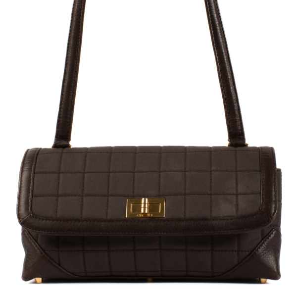 ll12133_chanel_brown_shoulder_