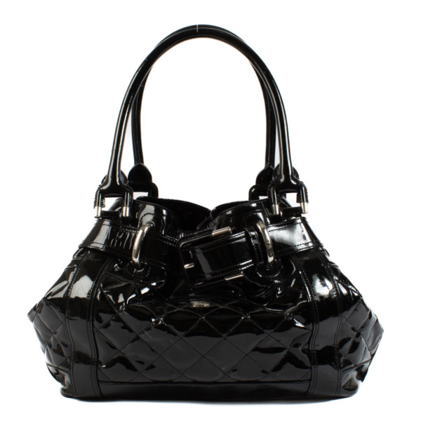 Burberry black patent leather handbag online