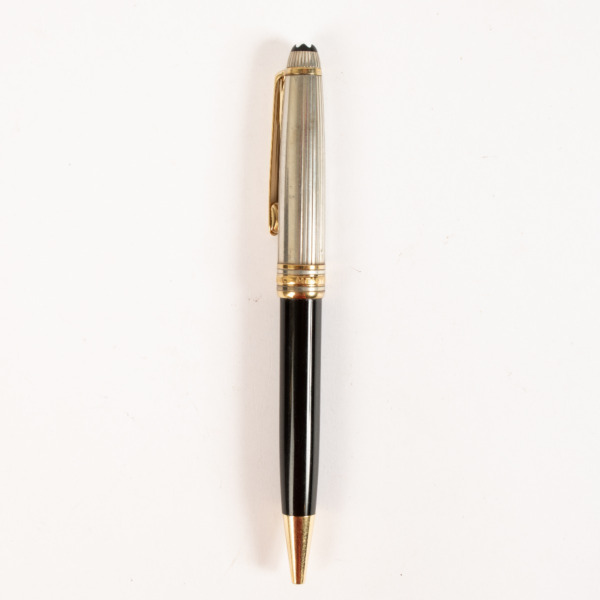 ll19325_montblanc_pen.jpg