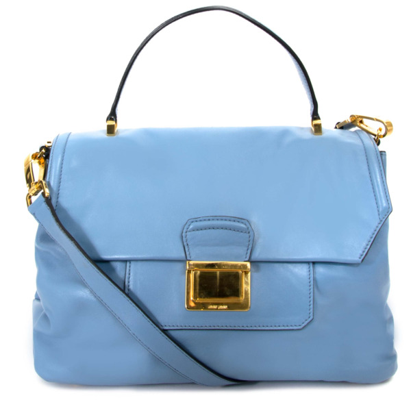 【MIU MIU】ラフィアボブ miu-miu-blue-bag-front_1.jpg