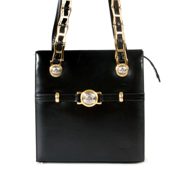 versace-black-black-and-gold-